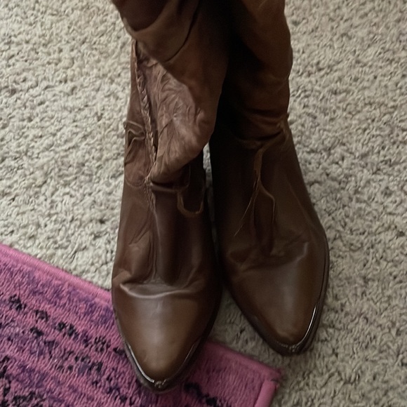 Vintage, slouchy boots by Zodiac - Picture 2 of 8